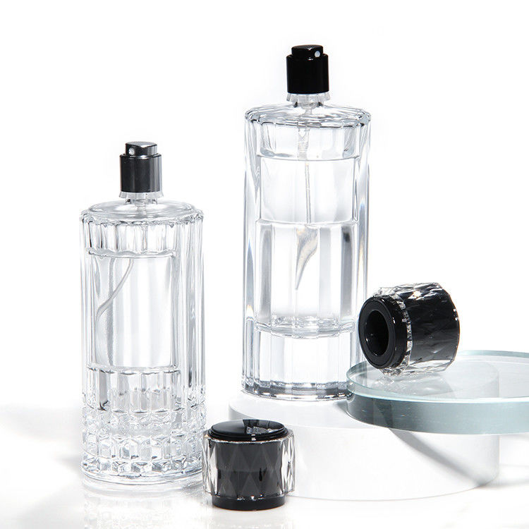 কাস্টম লোগো ইলেগ্যান্স খোদাই করা সজ্জা খালি 50ML গ্লাস বোতল বিলাসবহুল সুগন্ধি বোতল