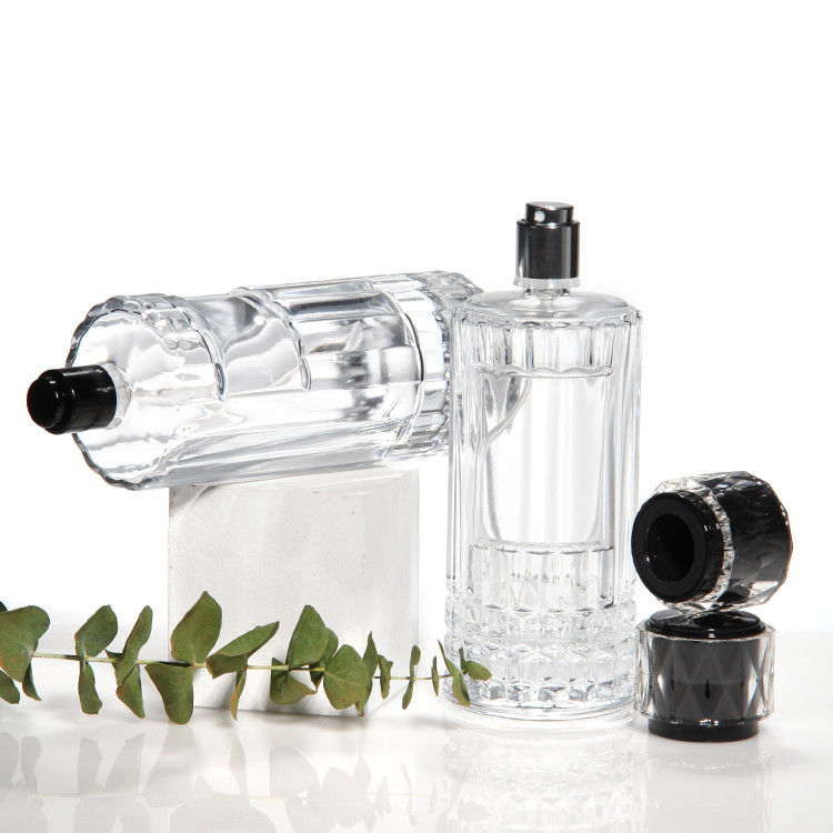 কাস্টম লোগো ইলেগ্যান্স খোদাই করা সজ্জা খালি 50ML গ্লাস বোতল বিলাসবহুল সুগন্ধি বোতল