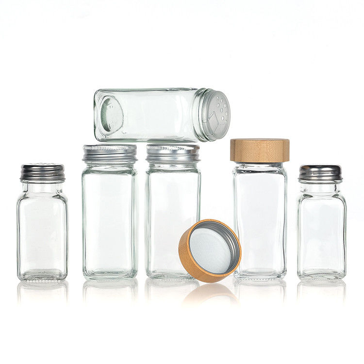 Oem খালি পরিষ্কার 120ml বর্গক্ষেত্র মরিচ গ্লাস বোতল 4oz মশলা জার সঙ্গে Shaker জন্য রান্নাঘর Bbq
